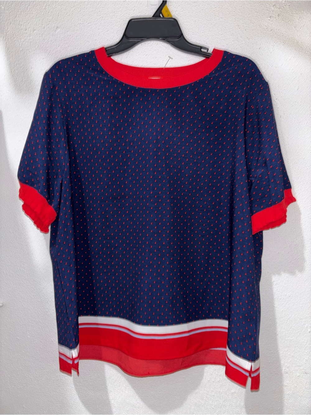 Riley & Rae Navy Top with Red Trim - Picture 2 of 3
